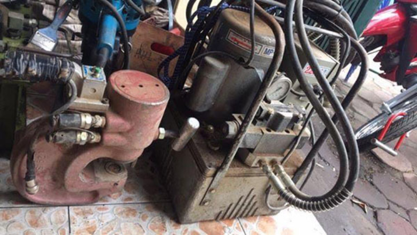 Ưu nhược điểm của máy đột lỗ cũ