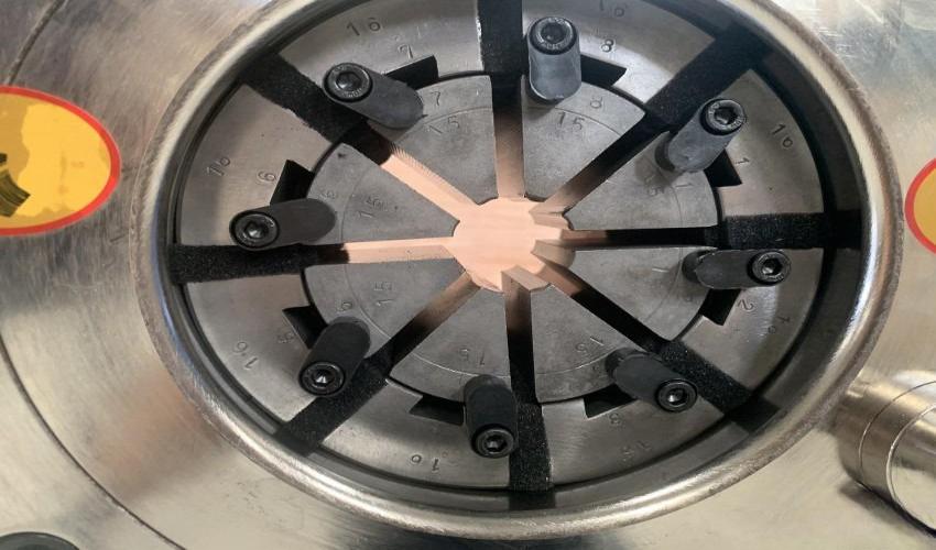 Máy bấm ống thủy lực DX-68 3
